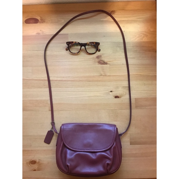 Coach Handbags - ▪️Deep Red Vintage COACH Purse